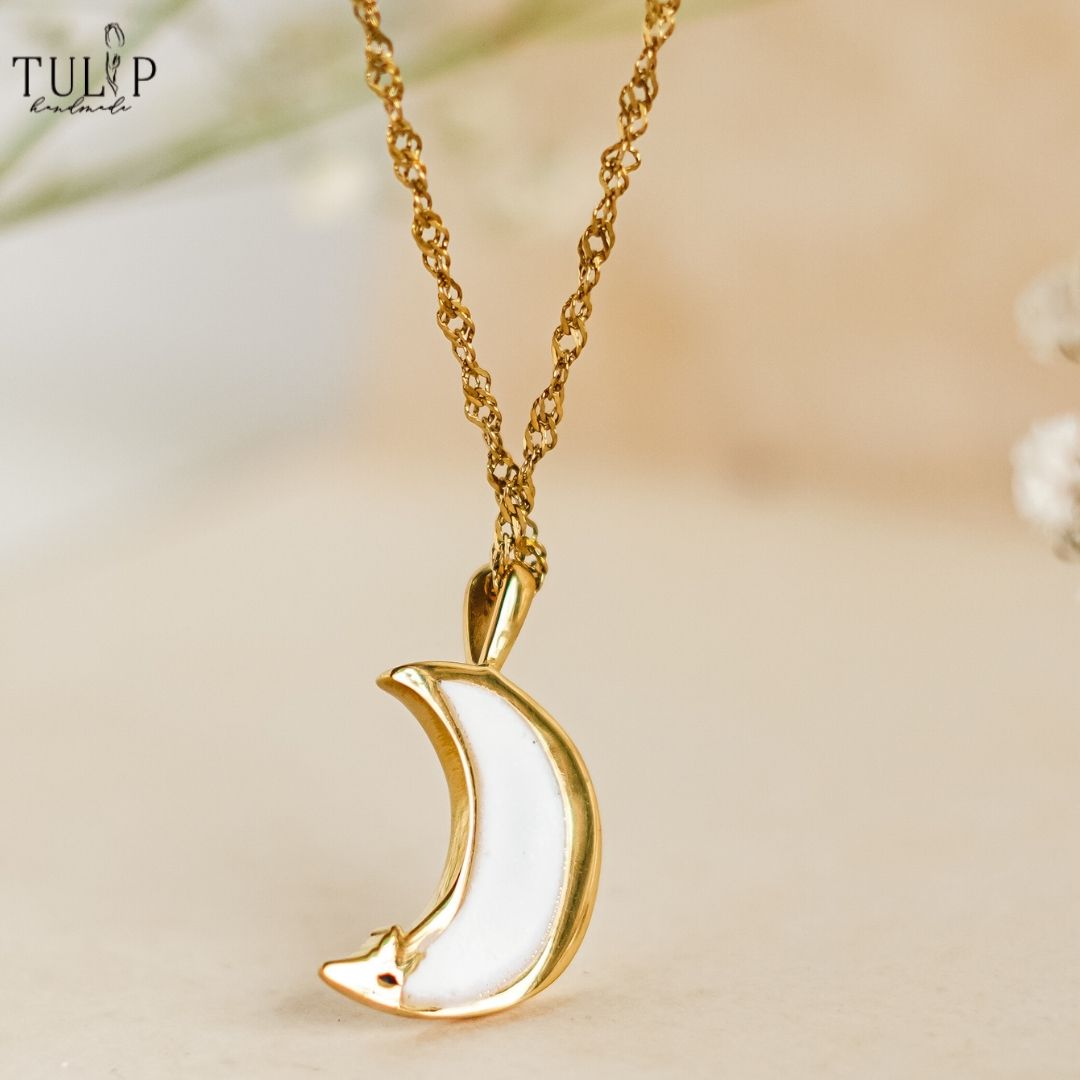 Moss and Moon