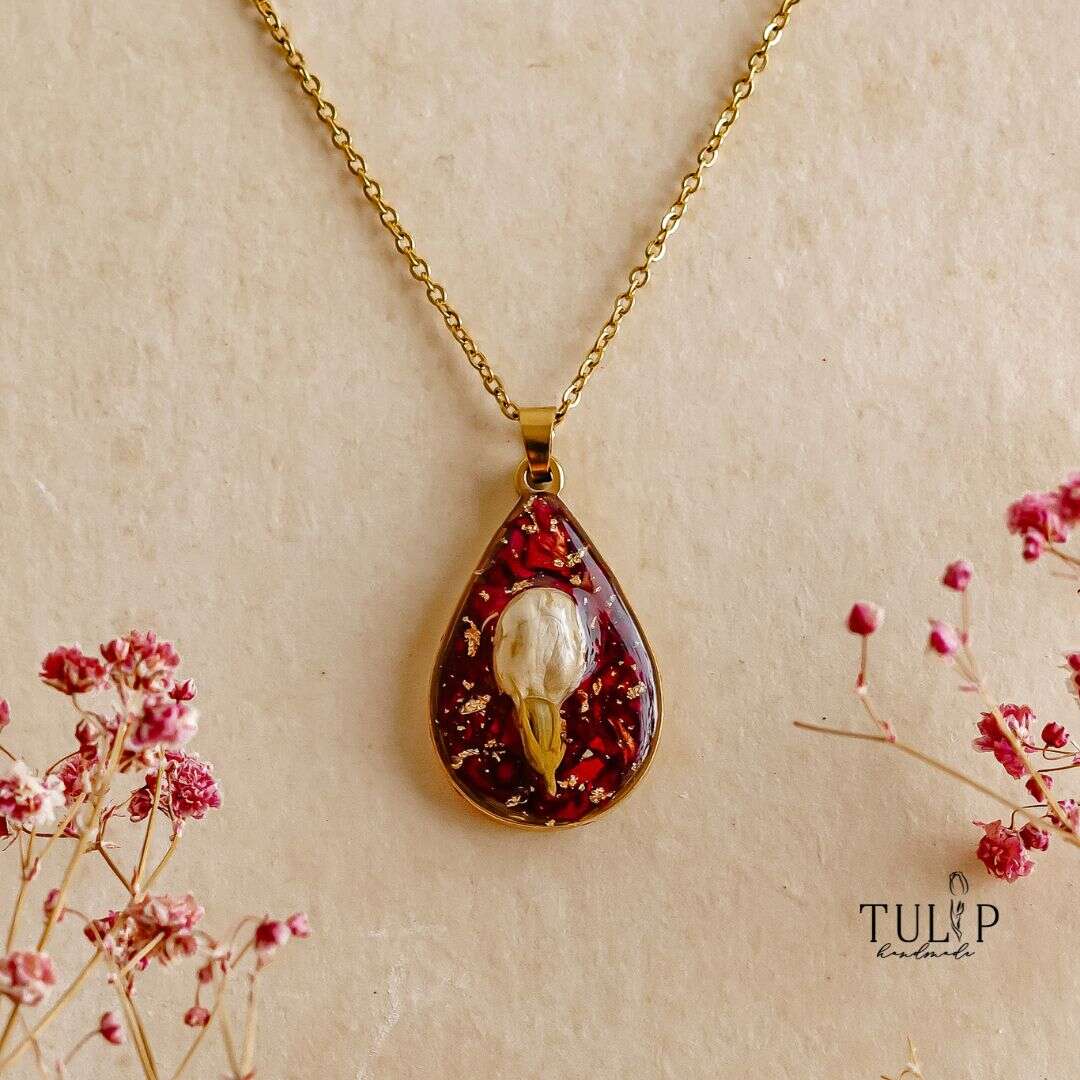 Jasmine - i attach myself to you Tulip Handmade