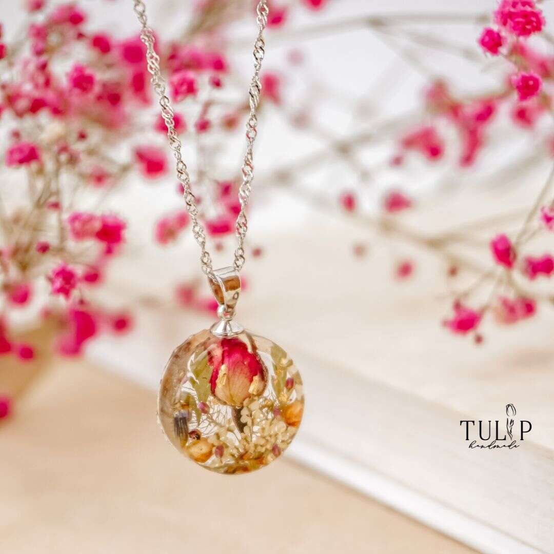 The Rose Elf - pendant Tulip Handmade