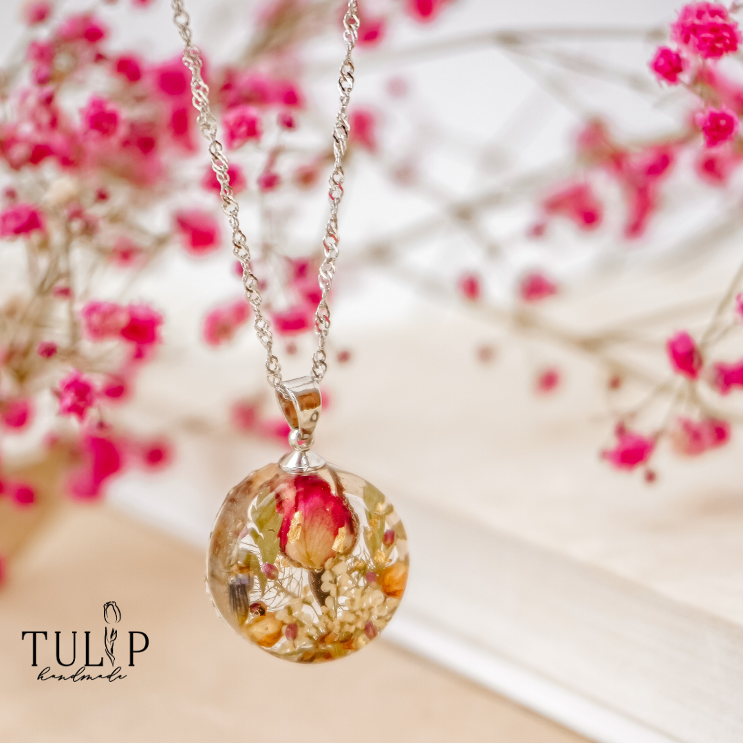 The Rose Elf - pendant