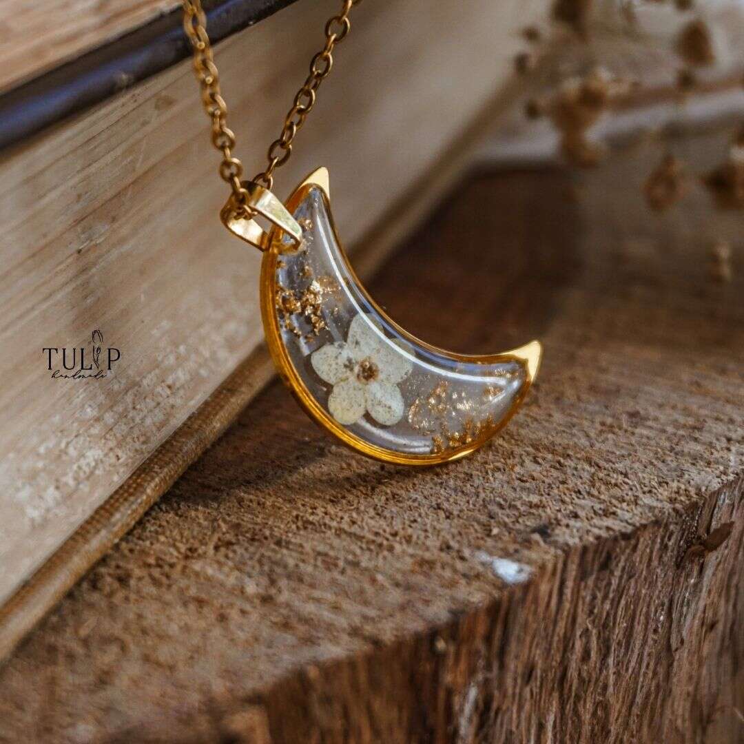 An Unforgettable Love Tulip Handmade